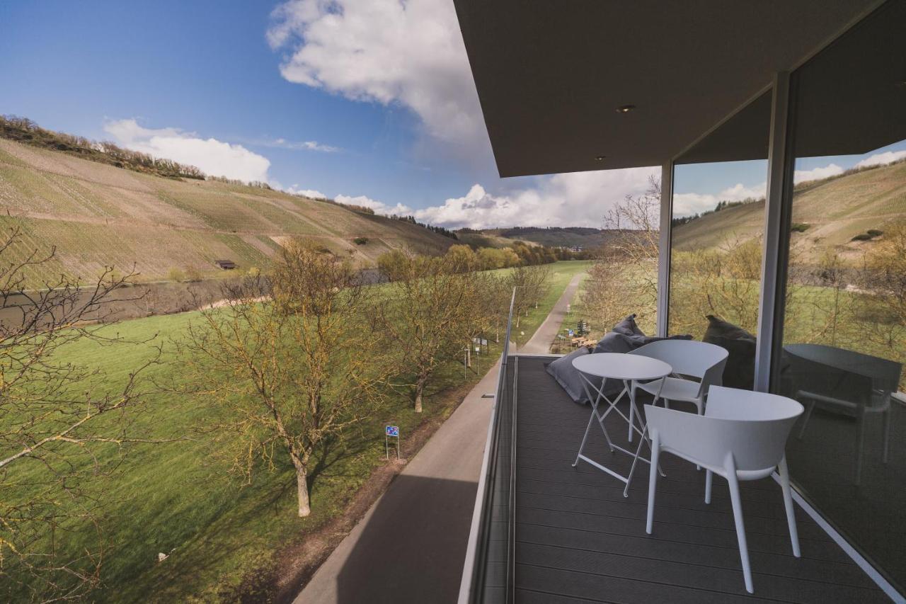 בראונברג Steillage - Design Moselsuiten Mit Panoramablick Und Spa מראה חיצוני תמונה